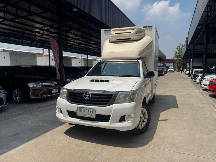 รถ Toyota Hilux Vigo Champ 2.5 J Single Cab สี ขาว