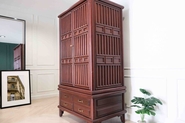 ตู้ไม้สัก 4 บานเปิด งานคุณภาพจากโรงแรม 5 ดาว รูปที่ 9