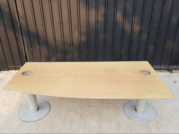 โต๊ะประชุม ขาเหล็ก สีเทา ท็อปไม้ สีครีม 200cm รูปที่ 5