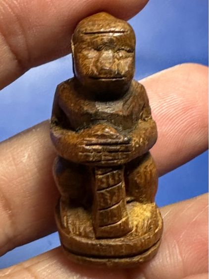 🙏ลิงไม้แกะ  ล.พ.ดิ่ง  องค์ละ 1550