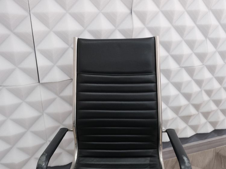 เก้าอี้สำนักงาน โครงเหล็ก เบาะหนัง สีดำ ยี่ห้อ Modernform รูปที่ 5