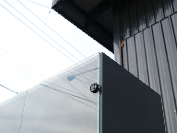 ตู้เอกสาร ทรงสูง 4 บานเปิด กระจกบน ล่างทึบ สีไม้ดำ ยี่ห้อ Rockworth รูปที่ 12