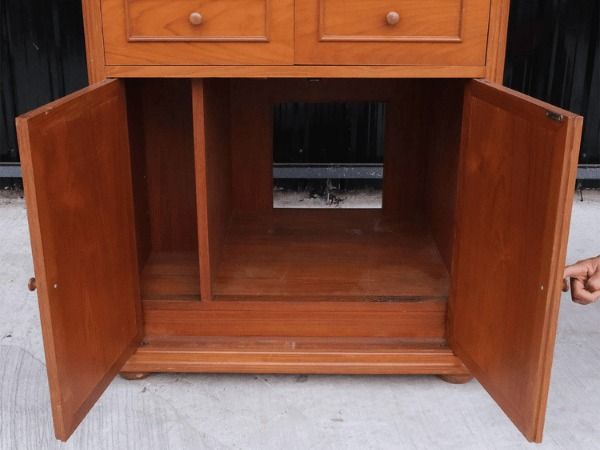 ตู้โครงไม้สัก 2 ลิ้นชัก 2 บานเปิด ตู้วางทีวี งานโรงแรม รูปที่ 4