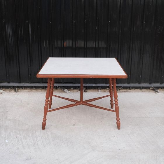 โต๊ะโครงไม้สัก สี่เหลี่ยมจตุรัส ขากลึง