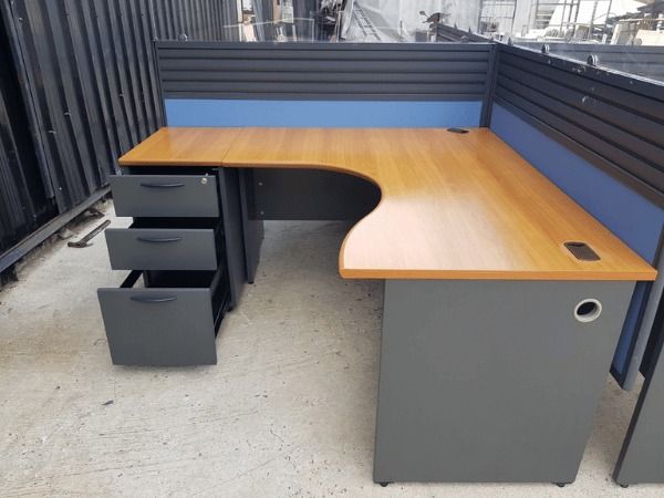 โต๊ะทำงานกลุ่ม 4 ที่นั่ง ยี่ห้อ Rockworth รูปที่ 4