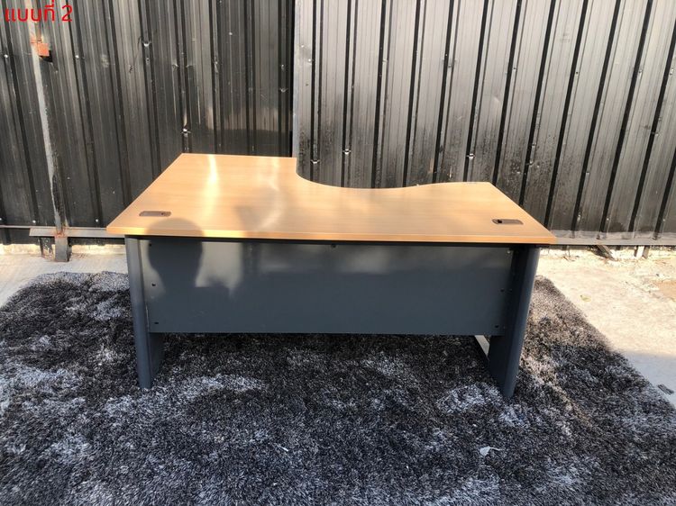 หลากสี โต๊ะทำงานแอล ขาเหล็กท็อปหน้าไม้ 150 cm