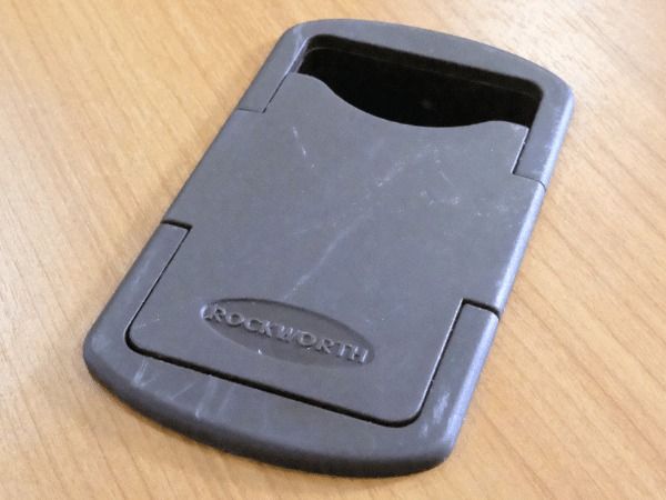 โต๊ะทำงานเข้ามุม L หน้าไม้สีน้ำตาล ขาเหล็กสีเทา ยี่ห้อ Rockworth 150-180 cm รูปที่ 5