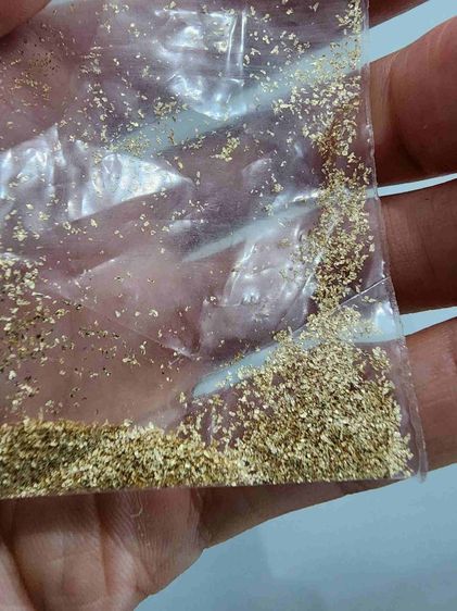 ผงสีทอง ของเก่าเก็บ เดิมๆ ขายตามสภาพ ไม่ทราบว่าคืออะไร ขายวัดใจ เคาะเดียวปิดให้รวมส่งครับพี่ๆ  รูปที่ 2