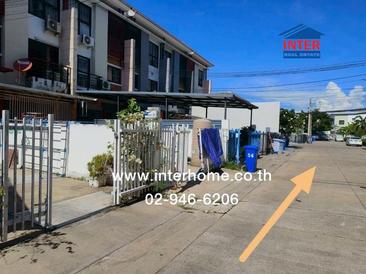 มีบางส่วน ไม่ใช่ ทาวน์เฮ้าส์ 3 ชั้น 31.2 ตร.ว. หมู่บ้านดิ เอ็นเทอร์ ถนนเลียบด่วนกาญจนาภิเษก ถนนกิ่งแก้ว25-1 เขตประเวศ กรุงเทพมหานคร รูปที่ 3