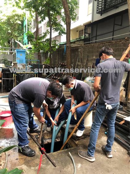 ดูดส้วมชลบุรี ล้างบ่อน้ำเสืย 0877945954