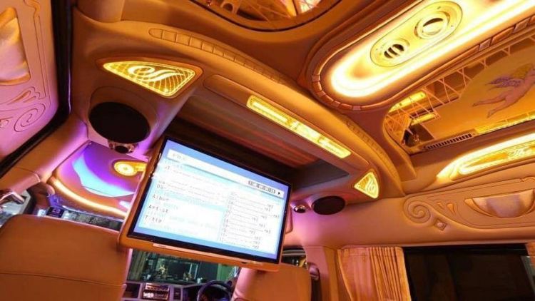 รถตู้ให้เช่า VIP 9 ที่นั่งเจ้าของขับเอง,พูดภ.อังกฤษได้,เปิดปิด ประตูไฟฟ้า,ประกันฯชั้น 1,เครื่องเสียงชุดใหญ่,กทม.ภาคกลาง1,800 โทร 0869028068 รูปที่ 6