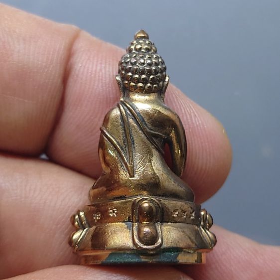 พระกริ่งญาณวเรศ (กริ่งปวเรศน้อย) ฐานบรรจุพระเกศาและจีวร เนื้อนวโลหะ พิม์ใหญ่ สมเด็จพระญาณสังวรฯ ทรงเจริญพรรษา 100 ปี วัดบวรนิเวศวิหาร ปี2556 รูปที่ 4