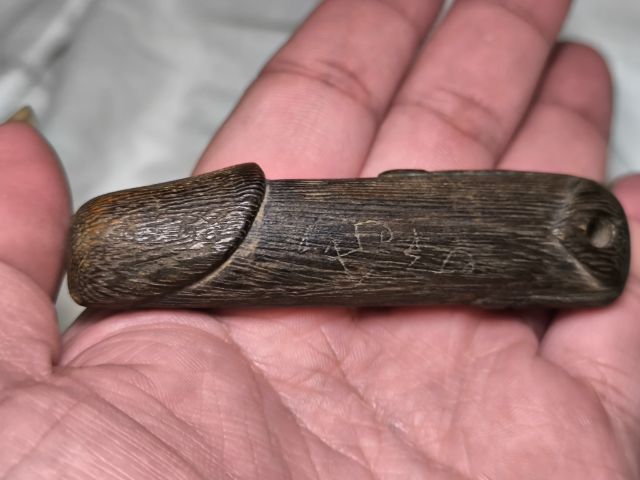 ปลัดขิกหลวงพ่ออี๋ ลายมืออาจารย์หงุ่น วัดสัตหีบ เพชรพญาธร รูปที่ 2