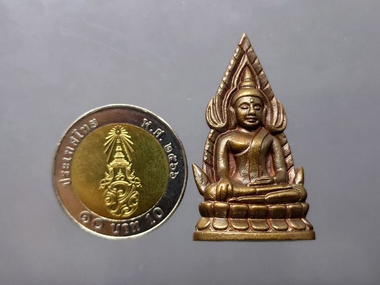 พระพุทธชินราช ลอยองค์ เนื้อนวะกลับดำ พิมพ์ใหญ่ กรมตำรวจรุ่นแรก รุ่น “ประวัติศาสตร์” พ.ศ.2562 พร้อมกล่องเดิม รูปที่ 8