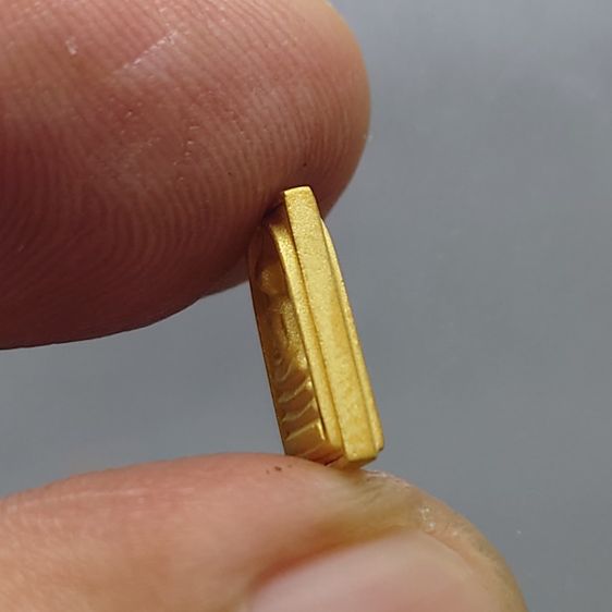 สมเด็จพระพุฒาจารย์ โต หลังพระสมเด็จ เนื้อทองคำแท้ รุ่นอุดมโชคโภคทรัพย์ วัดโสธรวราราม พ.ศ.2550 พร้อมกล่องเดิม รูปที่ 3