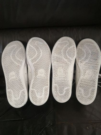 รองเท้า​ adidas รูปที่ 9