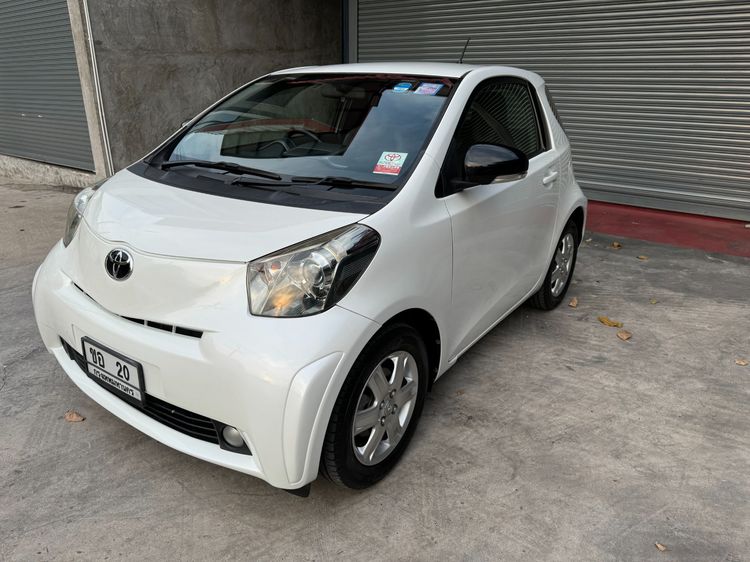 รถ Toyota IQ 1.0 สี ขาว