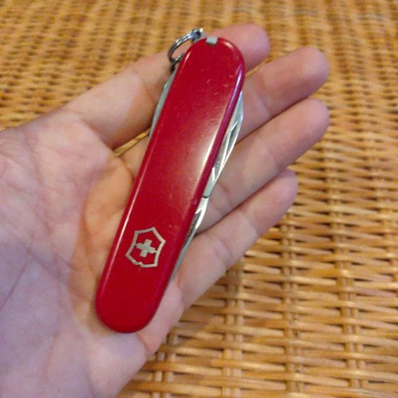 มีดพับ อเนกประสงค์ Victorinox Swiss made ของแท้ มือสอง รูปที่ 6
