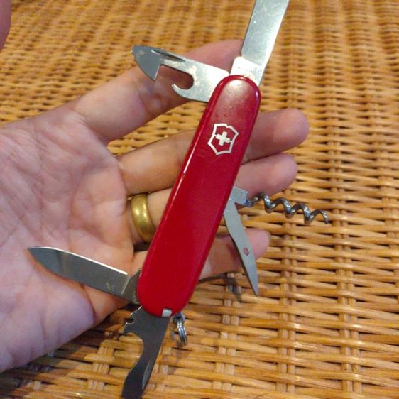 มีดพับ อเนกประสงค์ Victorinox Swiss made ของแท้ มือสอง รูปที่ 5