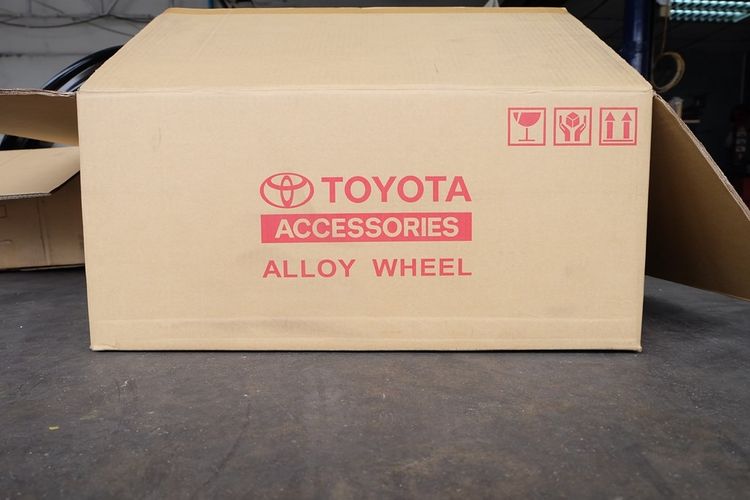 🎉 ล้อใหม่ Toyota Cross Top Model 2024 18นิ้ว  รูปที่ 5
