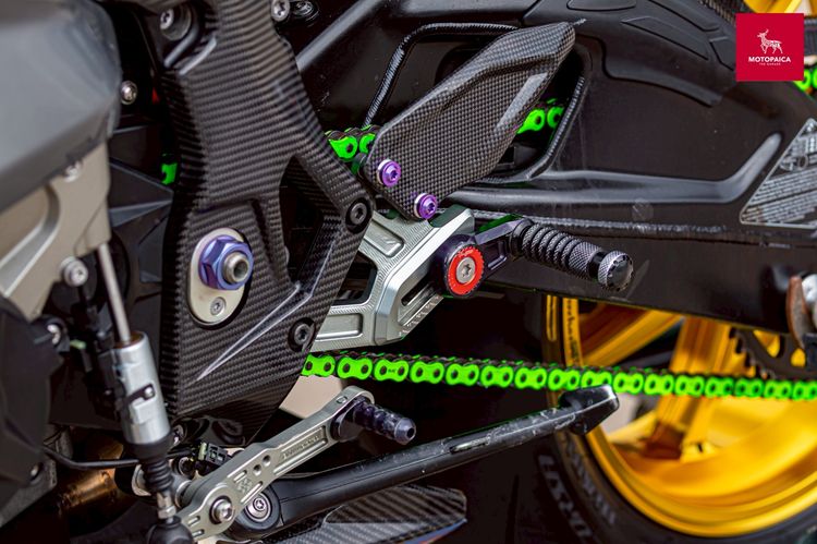 Bmw S1000RR ABS Pro ปี2018 สีเทา วิ่ง19,000Km. แต่งสี่แสน รูปที่ 15