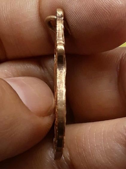 เหรียญปาดตาลหลวงพ่อคง วัดบางกะพ้อม กะไหล่ทอง
 รูปที่ 3