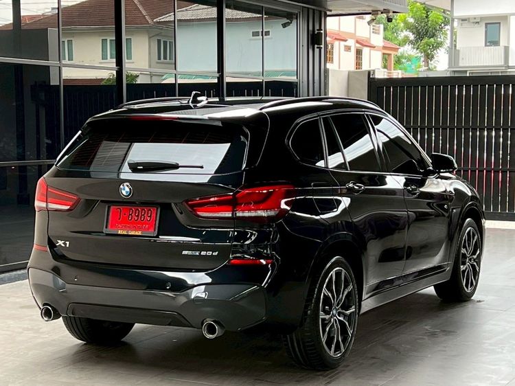 BMW X1 2021 2.0 sDrive20d M Sport Utility-car ดีเซล ไม่ติดแก๊ส เกียร์อัตโนมัติ ดำ รูปที่ 3