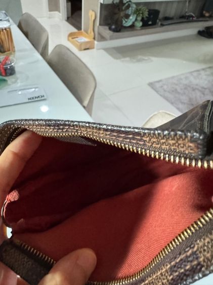 LV แท้ รูปที่ 3