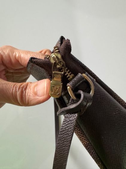 LV แท้ รูปที่ 4