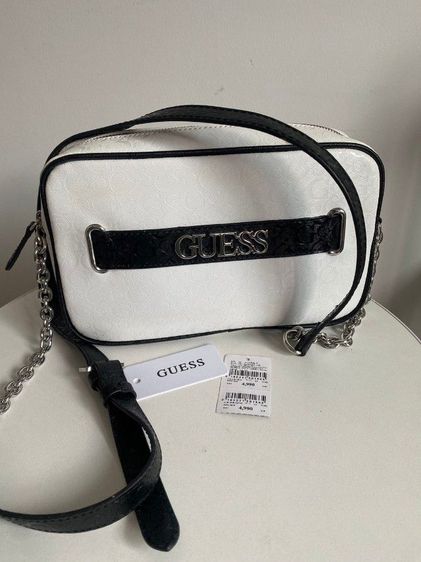 GUESS ไม่เคยผ่านการใช้งาน ใหม่กริ๊บครับ ซื้อมา 4,990บาท