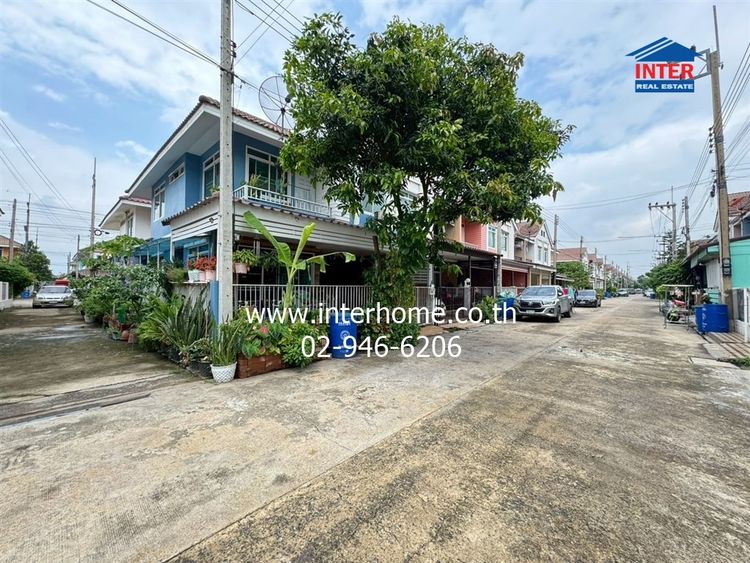 มีบางส่วน ไม่ใช่ ทาวน์เฮ้าส์ 2 ชั้น 24.4 ตร.ว. หมู่บ้านธนนันท์วิลเลจ รังสิต คลอง3 ถนนรังสิต-นครนายก ถนนโยธาธิการคูคต-คลองหลวง คลองหลวง ปทุมธานี