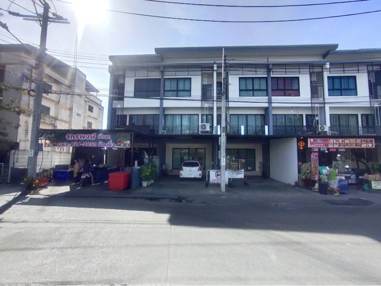 Sena Development ไม่มี ขายโฮมอ้อฟฟิต3ชั้น ติดถถนน ใกล้ห้าง รถไฟฟ้า 7-11