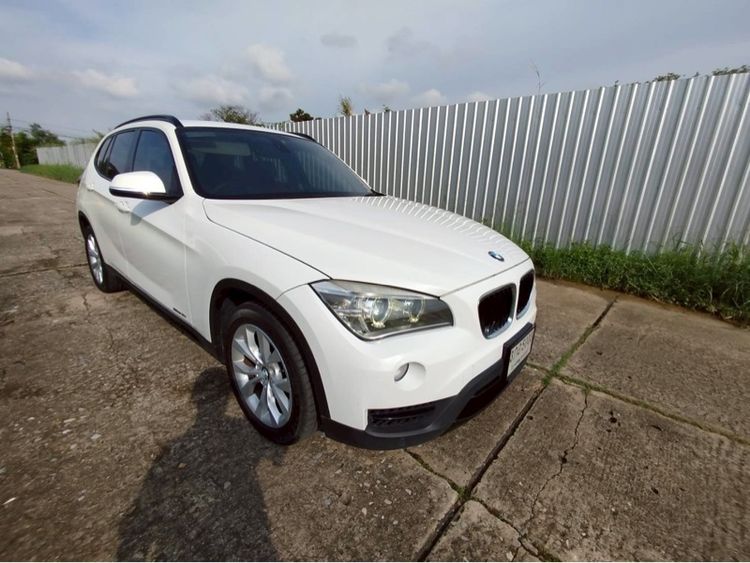 BMW X1 2014 2.0 sDrive18i Sport Utility-car เบนซิน ไม่ติดแก๊ส เกียร์อัตโนมัติ ขาว รูปที่ 3
