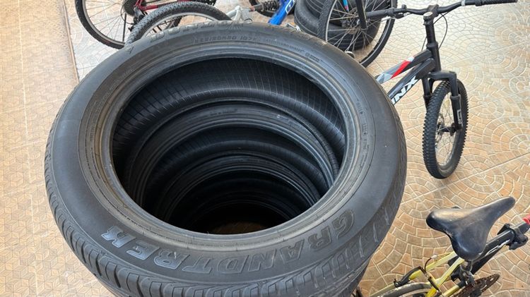 265 50R20 dunlop Grandtech ยางปี 22  รูปที่ 17