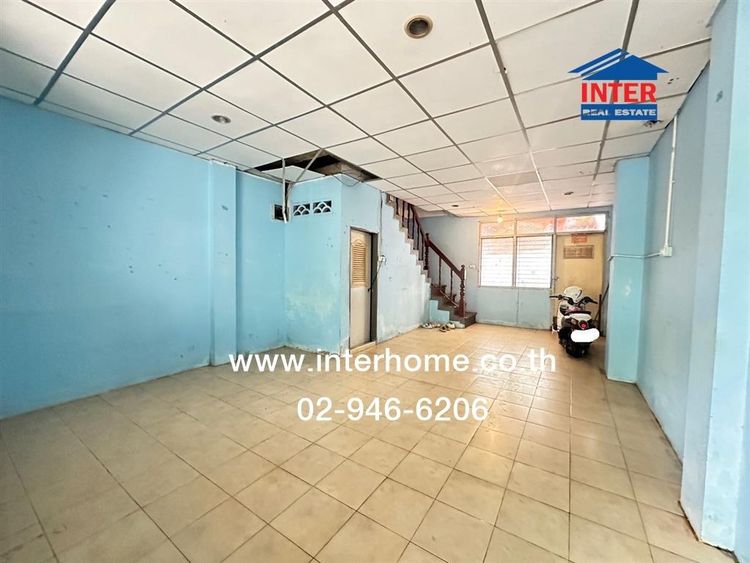 มีบางส่วน ไม่ใช่ ทาวน์เฮ้าส์ 3 ชั้น 15 ตร.ว. ทาวน์เฮาส์ ใกล้โรงเรียนวัดหงส์ปทุมาวาส ถนนเกรณาวัฒนะ ถนนรังสิต-ปทุมธานี ถนนประชานิยม เมืองปทุมธานี ปทุมธานี รูปที่ 3