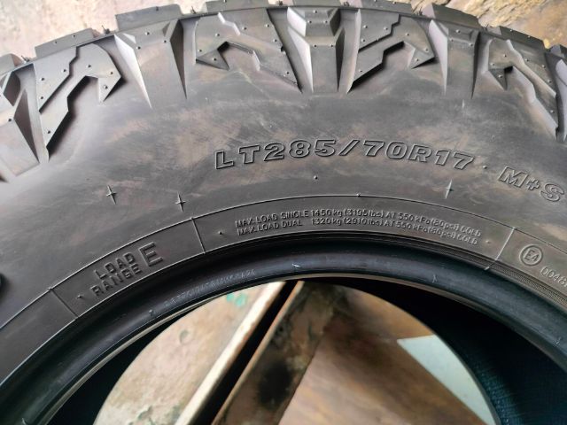 ยางแม็กซิสat811 285 70 17  รูปที่ 8