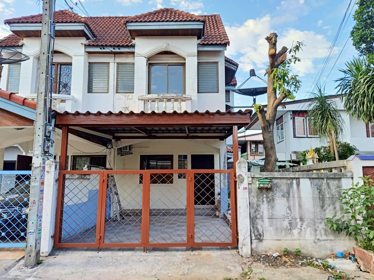 อื่นๆ สร้างเสร็จก่อน 2010 ไม่มี ขายทาวน์เฮ้าส์ 2 ชั้น 30 ตารางวา หมู่บ้านปัฐวิกรณ์2 ซอยรามอินทรา44 ใกล้รถไฟฟ้าสายสีชมพู ติดถนนเส้นรามอินทรา รูปที่ 4