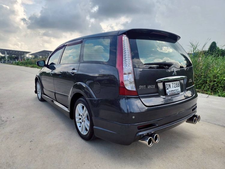 Mitsubishi Space Wagon 2010 2.4 GT Sedan เบนซิน ไม่ติดแก๊ส เกียร์อัตโนมัติ เทา รูปที่ 4