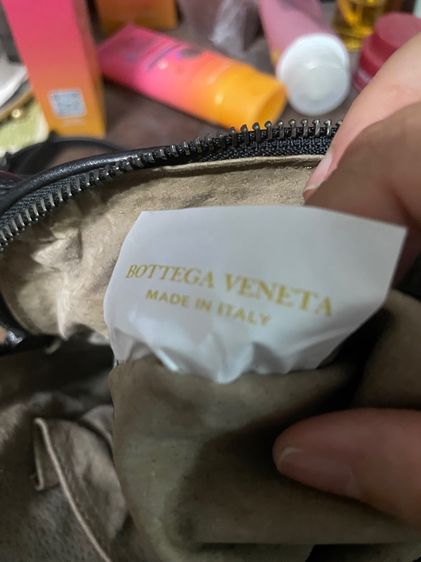 กระเป๋าคอสบอดี้ของBottaga Venteta💯📌📌 รูปที่ 7