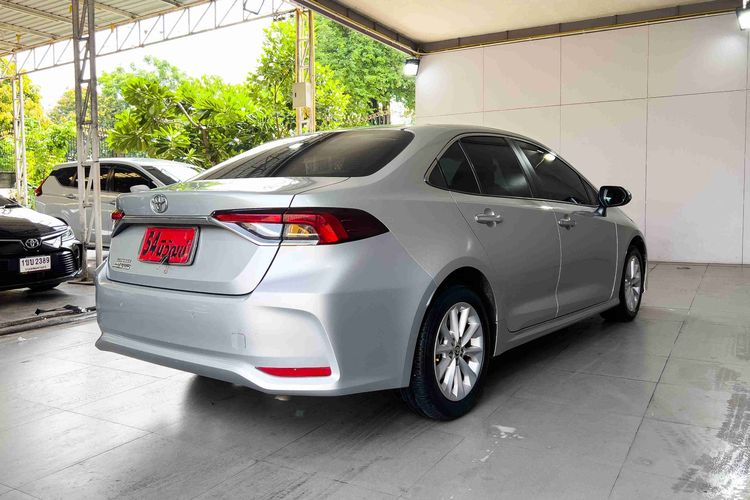 Toyota Altis 2020 1.6 G Sedan เบนซิน ไม่ติดแก๊ส เกียร์อัตโนมัติ เงิน รูปที่ 4