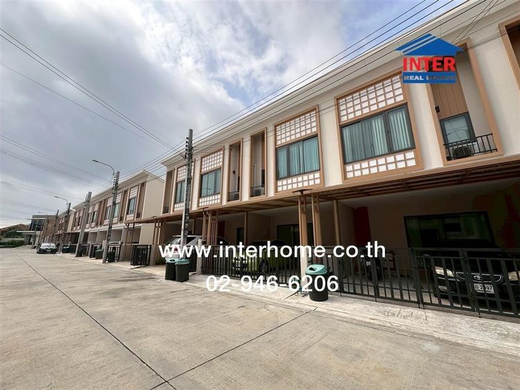 มีบางส่วน ไม่ใช่ ทาวน์โฮม 2 ชั้น 18.3 ตร.ว. หมู่บ้านเรซิโอโฮม เวสต์เกต ซอยวัดคงคา ถนนกาญจนาภิเษก บางใหญ่ นนทบุรี