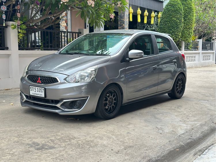 รถ Mitsubishi Mirage 1.2 GLX สี เทา