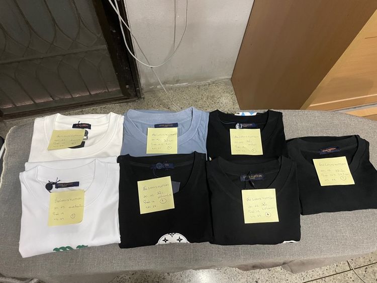 ดำ EU 43 แขนสั้น เสื้อโปโล อื่นๆ เสื่อยืดของLOUIS VUITTON 💯📌📌