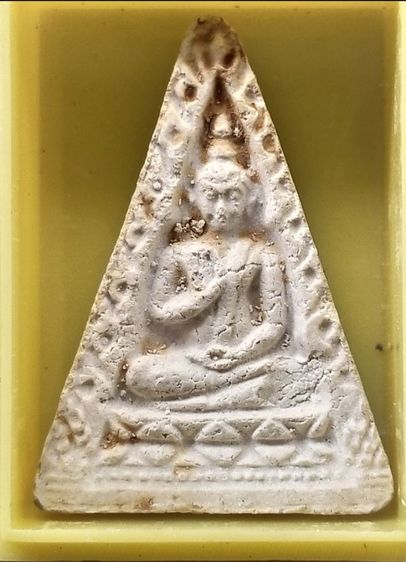 พระผงวัดปากน้ำ รุ่นสี่ พระธรรมขันธ์ พิมพ์สามเหลี่ยม รูปที่ 15