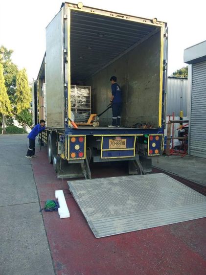 4ล้อใหญ่ตู้จำโย้รับจ้างขนของขนย้ายสินค้า 6ล้อรถบรรทุกมีลิฟท์ท้ายบริการขนย้ายพร้อมส่ง 10ล้อลิฟท้ายช่วงล่างถุงลมมีลิฟท้ายบริการขนย้ายมีแรงงาน รูปที่ 8