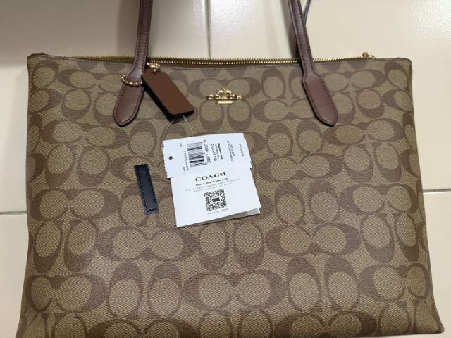 กระเป๋าสะพาย COACH  ZIP TOP TOTE รูปที่ 3