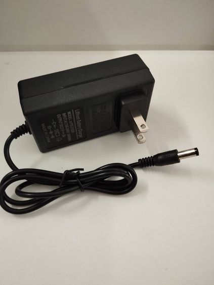 หัวชาร์แบตเตอร์รี่สว่านไร้สาย 2แอมป์ เต็มแล้วตัด มีไฟสถานะชาร์จแบตเต็ม เก็บปลายทาง