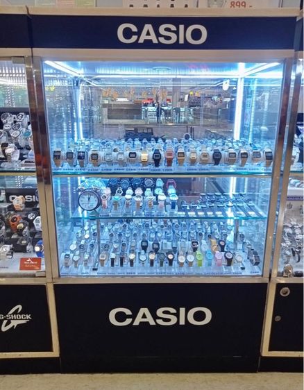 กระจก ตู้โชว์สินค้า