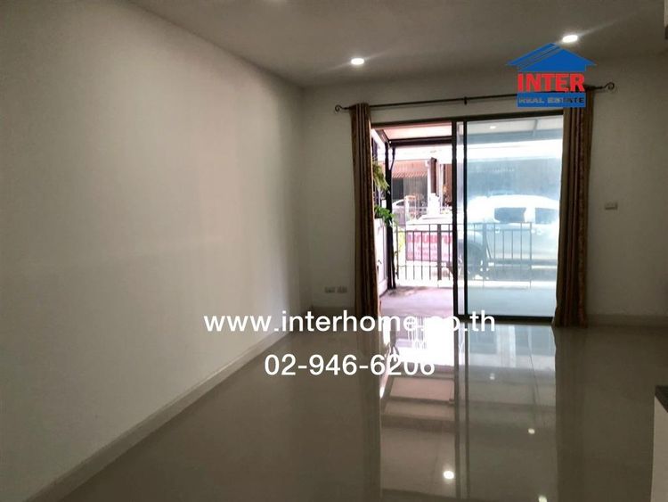 มีบางส่วน ทาวน์เฮ้าส์ 2 ชั้น 19 ตร.ว. หมู่บ้านเดอะ เมทโทร พระราม 9-กรุงเทพกรีฑา ซอยราษฎร์พัฒนา15 แยก1 ถนนรามคำแหง ถนนราษฎร์พัฒนา เขตสะพานสูง กรุงเทพ รูปที่ 4