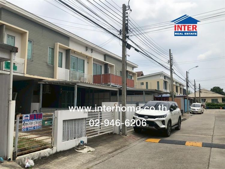 มีบางส่วน ไม่ใช่ ทาวน์เฮ้าส์ 2 ชั้น 23.66 ตร.ว. หมู่บ้านเดอะคอนเนค10 แบริ่ง สเตชั่น ซอยแบบริ่ง58 ถนนศรีนครินทร์ ถนนซอยศรีด่าน3 เมืองสมุทรปราการ สมุทรปราการ